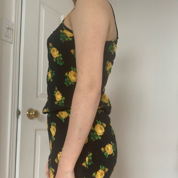 Floral romper - Picture 3 of 3